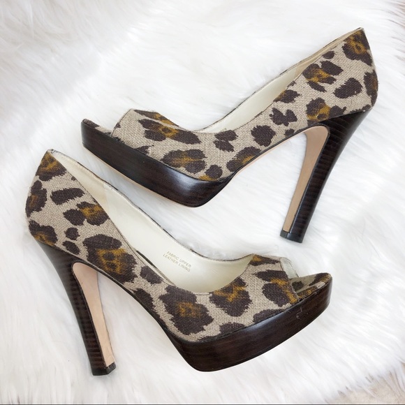 Via Spiga leopard print platform peep toe pumps - Picture 6 of 8